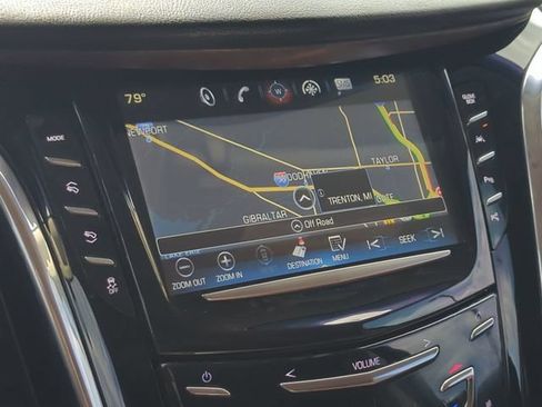 Used 2017 Cadillac Escalade Luxury AWD/4WD image 18