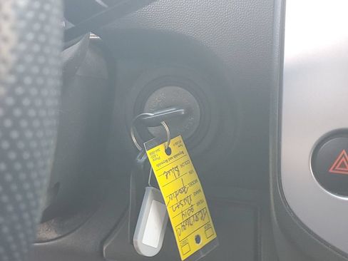 Used 2014 Nissan Frontier Desert Runner RWD image 29