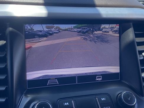 Used 2020 GMC Acadia SLE w/ Driver Convenience Package FWD image 27