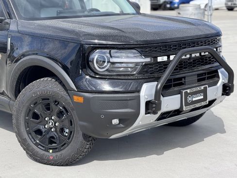 New 2025 Ford Bronco Sport Badlands w/ Sasquatch Badlands Package image 3