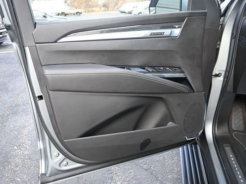 Used 2026 Cadillac Escalade V image 21