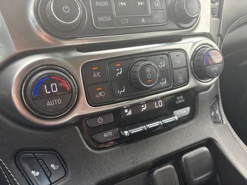 Used 2018 Chevrolet Tahoe LT w/ LT Midnight Edition AWD/4WD image 17