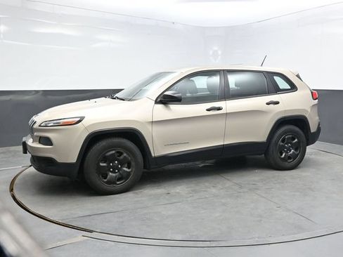 Used 2015 Jeep Cherokee Sport w/ Cold Weather Group AWD/4WD image 3