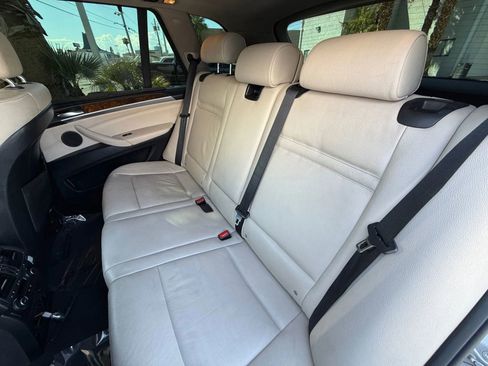 Used 2011 BMW X5 xDrive35i image 14