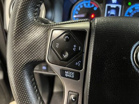 Used 2022 Toyota Tacoma SR5 w/ Black Out Package (TMS) AWD/4WD image 21