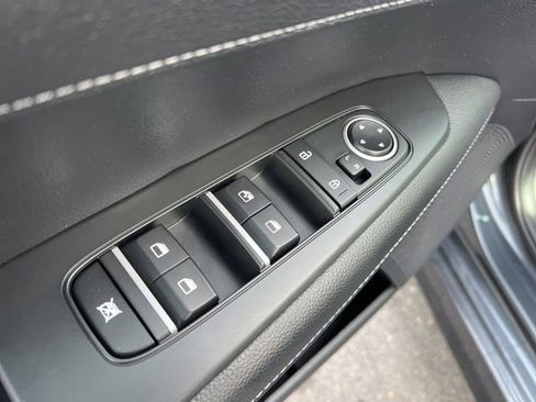 Certified 2022 Kia Forte GT-Line image 28