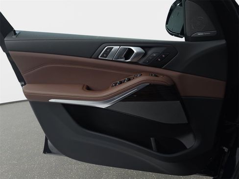 New 2026 BMW X5 xDrive40i w/ Executive Package image 26