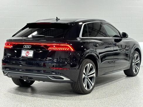 Used 2020 Audi Q8 Premium Plus w/ Premium Plus Package AWD/4WD image 3