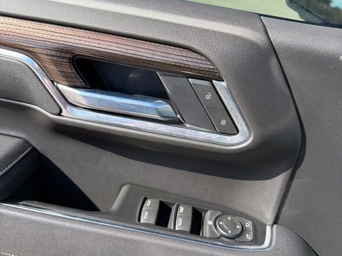 Used 2025 Chevrolet Silverado 1500 LT w/ Safety Package image 22