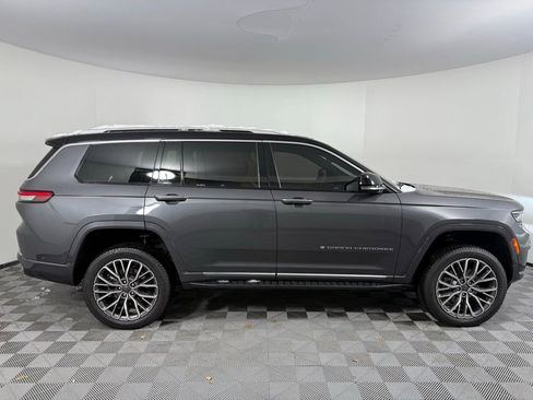 Used 2022 Jeep Grand Cherokee L Summit image 4