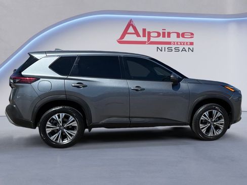 Used 2021 Nissan Rogue SV AWD/4WD image 6