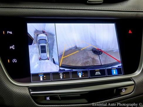 New 2025 Cadillac XT5 Sportv w/ Technology Package image 16