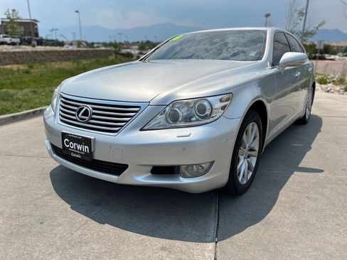 Used 2010 Lexus LS 460 AWD image 3