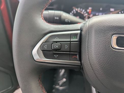 Used 2025 Jeep Compass Trailhawk AWD/4WD image 20