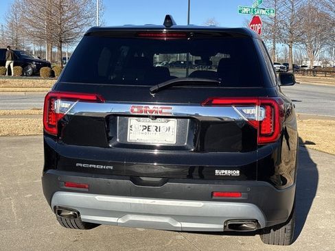 Used 2023 GMC Acadia SLE image 5