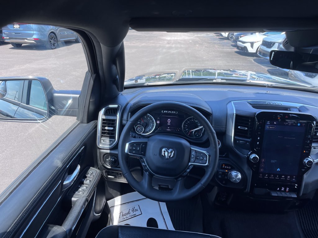 Used 2025 RAM 1500 Laramie AWD/4WD image 24