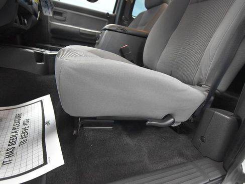 Used 2011 Dodge Dakota Big Horn image 6