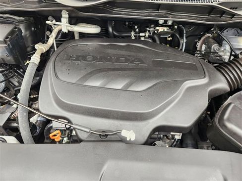 Used 2024 Honda Odyssey Sport image 9