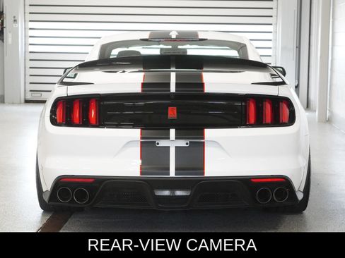 Used 2019 Ford Mustang Shelby GT350R w/ GT350R Equipment Group 920A RWD image 5