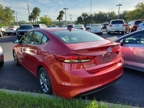 Used 2018 Hyundai Elantra Value Edition w/ Cargo Package FWD image 29