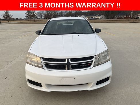Used 2013 Dodge Avenger SE image 23