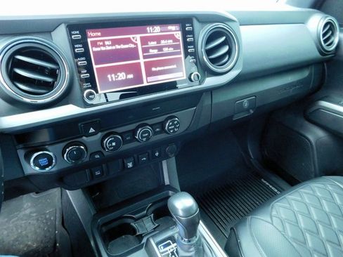 Used 2020 Toyota Tacoma 4x4 Double Cab image 27