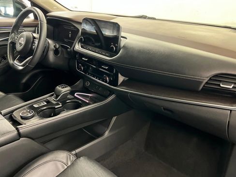 Used 2023 Nissan Rogue Platinum image 24