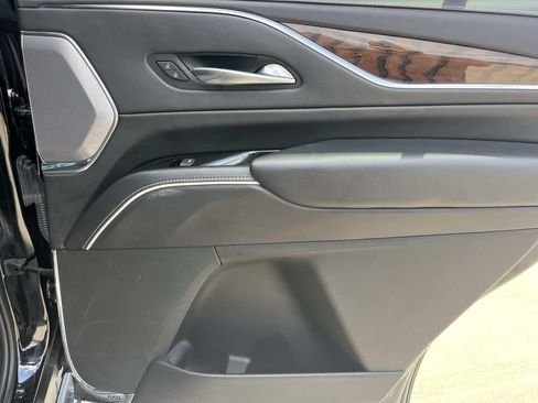 Used 2022 Cadillac Escalade Sport Platinum w/ LPO, ONYX Package AWD/4WD image 23
