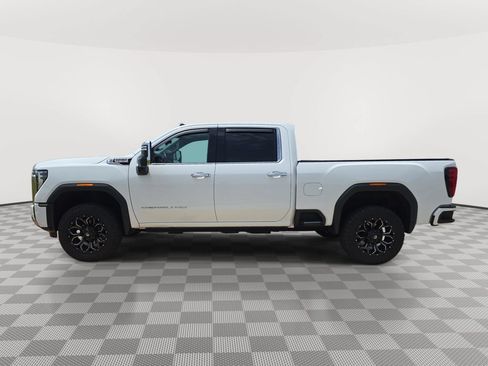 Used 2024 GMC Sierra 2500 Denali w/ Denali Reserve Package AWD/4WD image 4