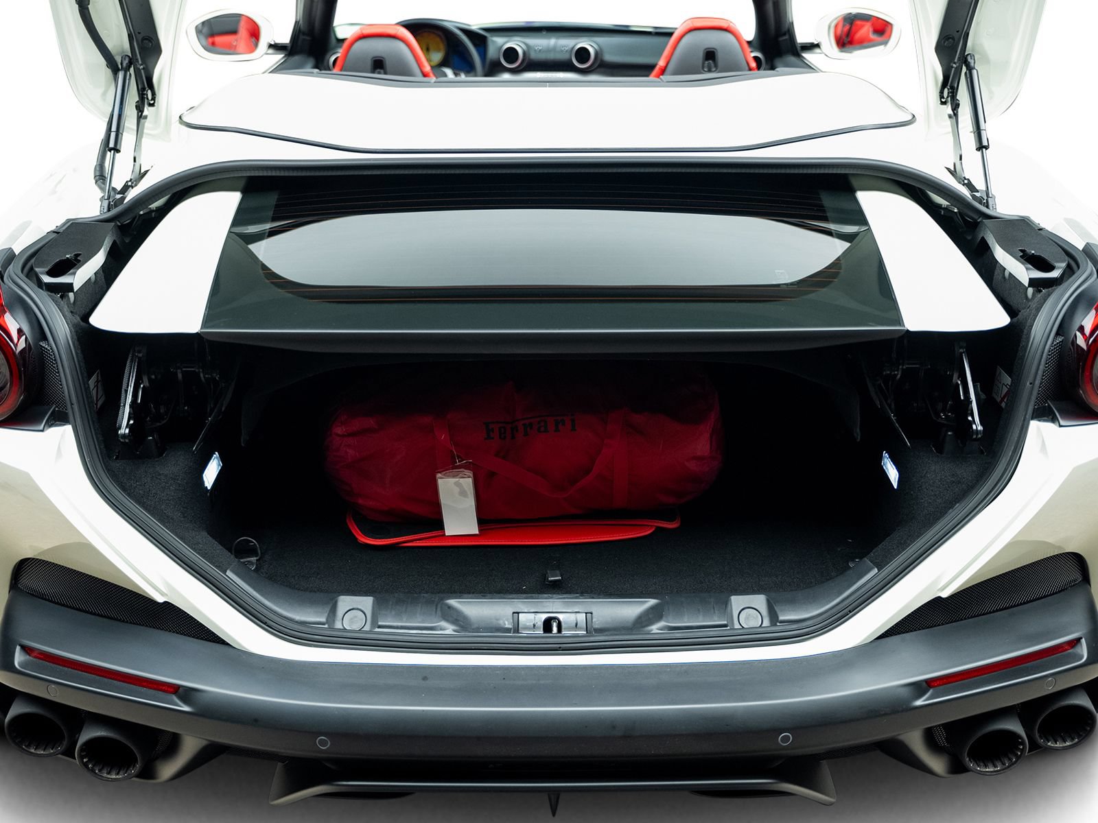 Used 2019 Ferrari Portofino RWD image 59