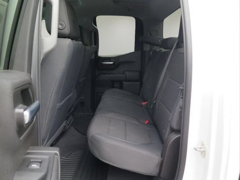 Used 2021 Chevrolet Silverado 1500 LT AWD/4WD image 23