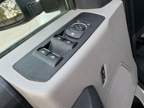 Used 2022 Ford F250 XL w/ Power Equipment Group image 22