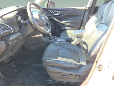 Used 2019 Subaru Forester Limited w/ Popular Package #3 image 27