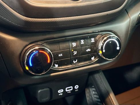 Used 2022 Chevrolet TrailBlazer LT w/ LPO, Blackout Package image 16