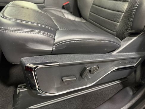 Used 2025 Ford F250 Platinum w/ Tremor Off-Road Package image 33