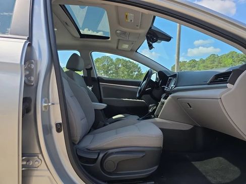 Used 2020 Hyundai Elantra Value Edition image 46