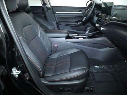 Certified 2025 Nissan Altima 2.5 SR w/ SR Premium Package image 37