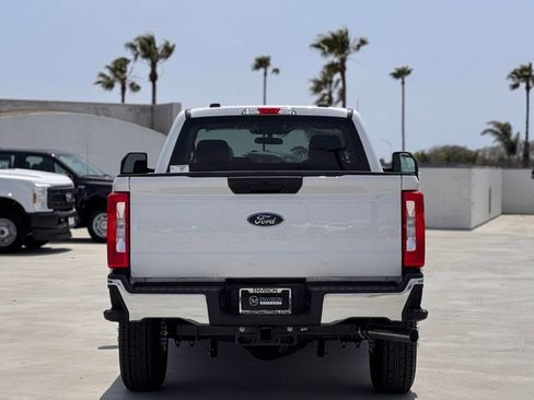 New 2025 Ford F350 XLT image 11