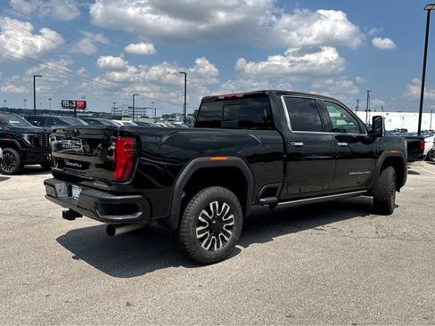 New 2026 GMC Sierra 2500 Denali Ultimate AWD/4WD image 2