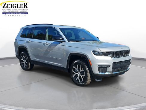New 2025 Jeep Grand Cherokee L Limited w/ Trailer Tow Package image 3