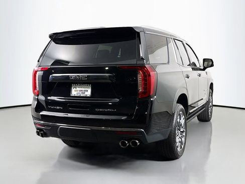Certified 2024 GMC Yukon Denali Ultimate AWD/4WD image 7