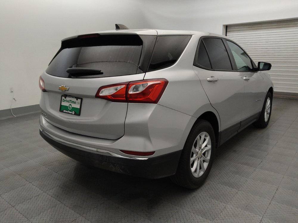 Used 2018 Chevrolet Equinox LS FWD image 9
