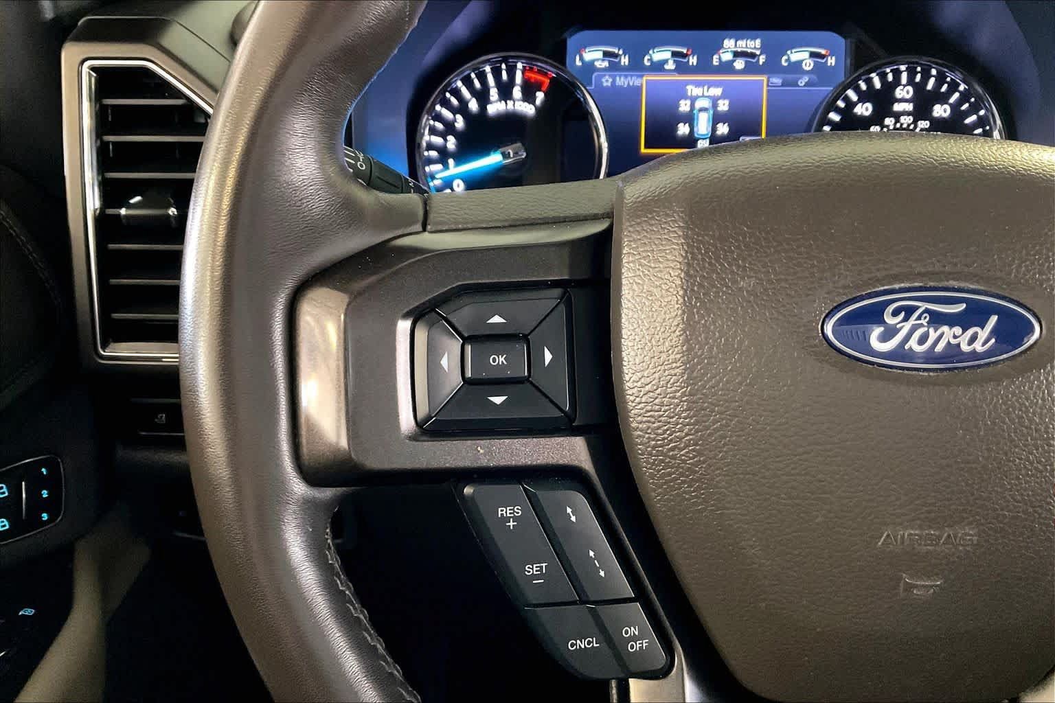 Used 2021 Ford Expedition Limited AWD/4WD image 22