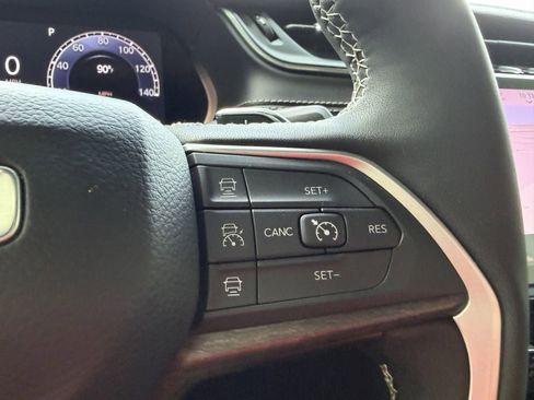 Used 2025 Jeep Grand Cherokee L Limited w/ Luxury Tech Group II RWD image 31