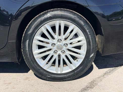 Used 2015 Lexus ES 350 w/ Luxury Package FWD image 30