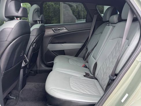 Used 2023 Kia Sportage X-Pro AWD/4WD image 16