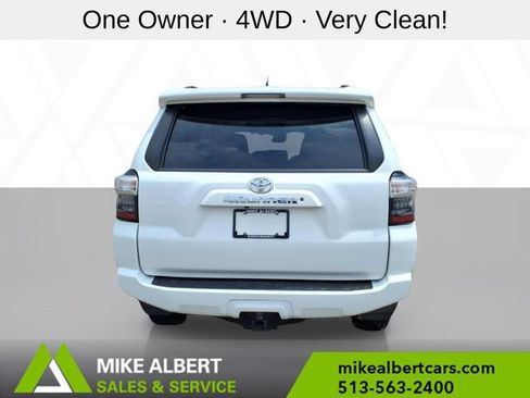 Used 2020 Toyota 4Runner SR5 AWD/4WD image 6