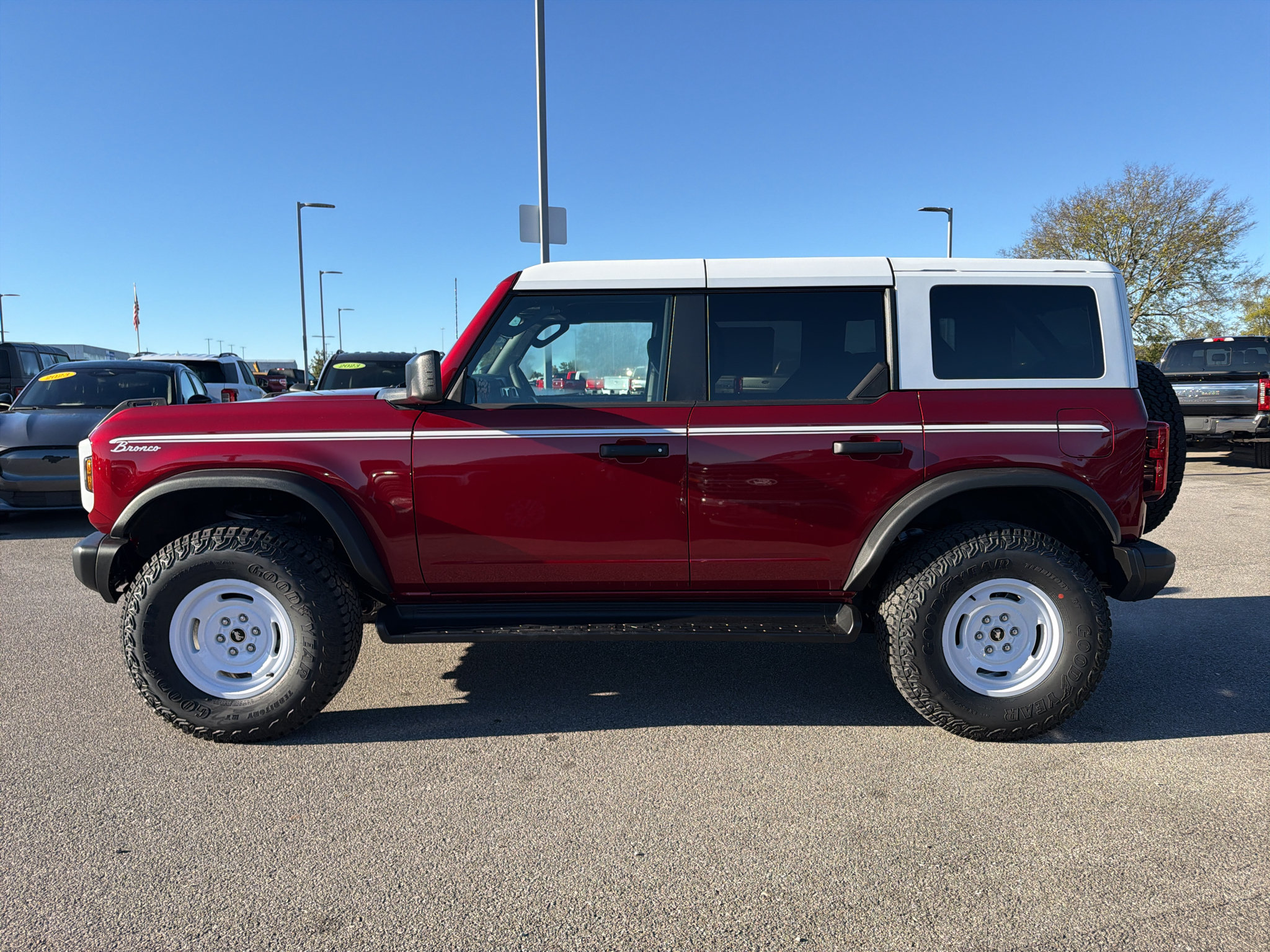 New 2026 Ford Bronco Heritage Edition AWD/4WD image 8