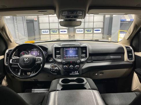 Used 2020 RAM 1500 Big Horn AWD/4WD image 36