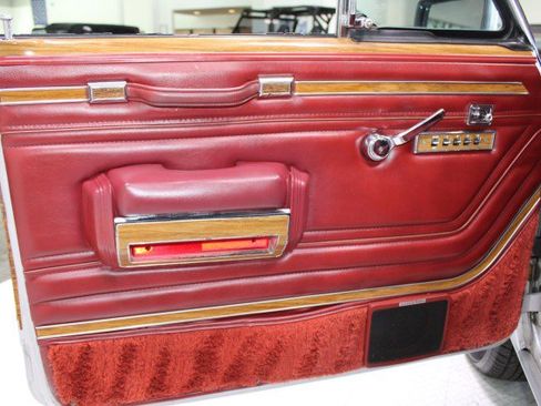 Used 1986 Jeep Grand Wagoneer image 58